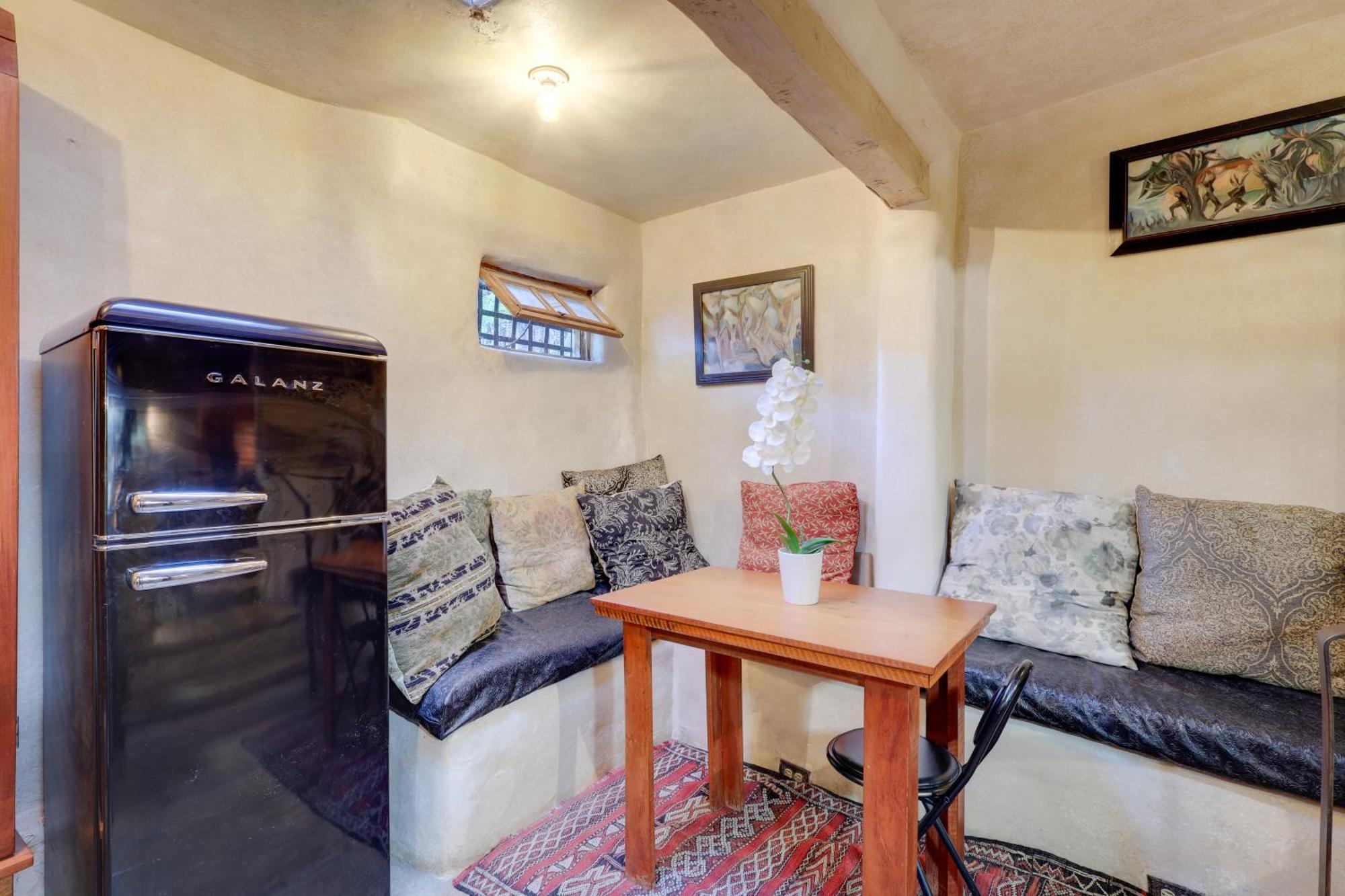 Adobe Studio 2 Blocks To Downtown Santa Fe Plaza! ภายนอก รูปภาพ